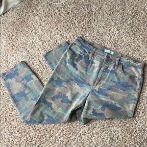 Madewell high rise slim boy jean conttontail camo
